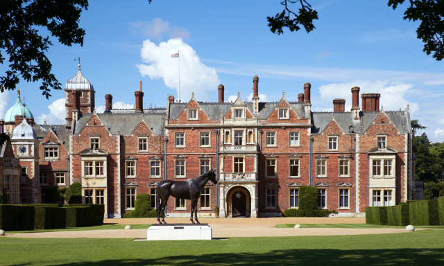 Exterior shot of Princess Theatre in Hunstanton