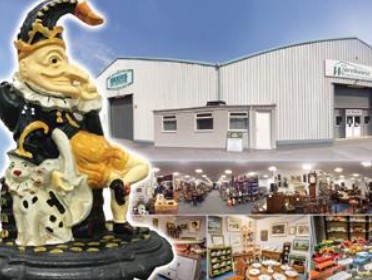 Exterior shot of Princess Theatre in Hunstanton